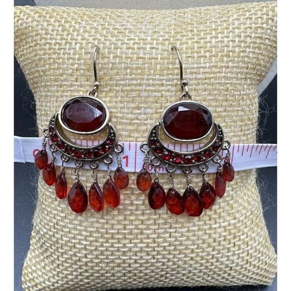 Vintage Monet Silver Tone Red Crystal Rhinestone Chandelier Dangle Drop Earrings - Picture 5 of 6